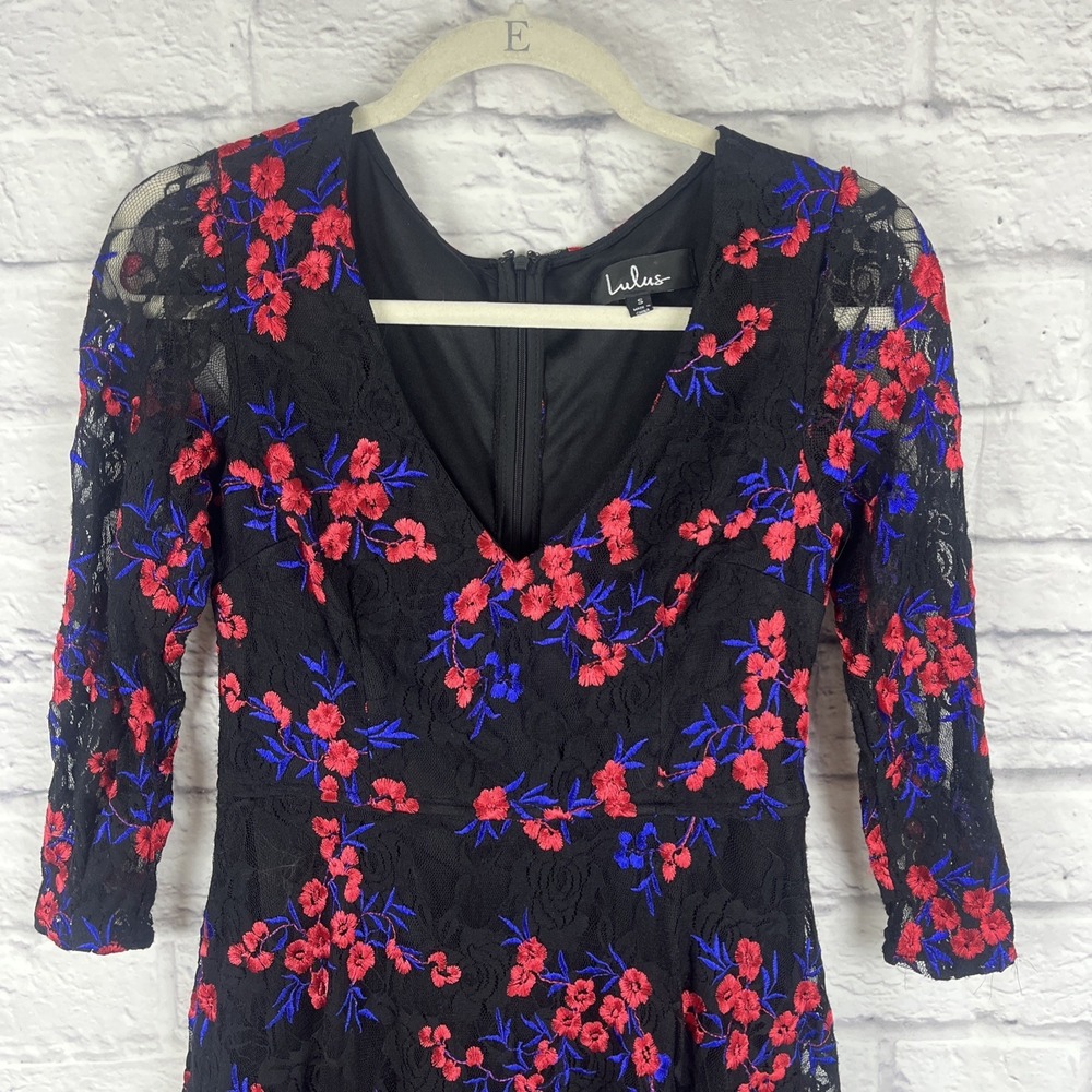 Lulu's Whimsigoth Romantic Embroidered Floral Lace Overlay Skater Dress Small - Picture 2 of 11
